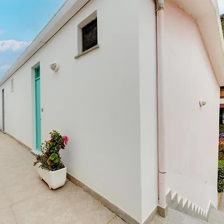 With Sea View Terrace And Air Conditioning Daire *