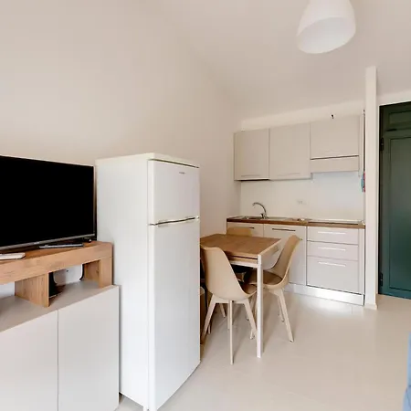 With Sea View Terrace And Air Conditioning 公寓 *