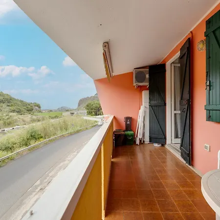 With Sea View Terrace And Air Conditioning 公寓 *